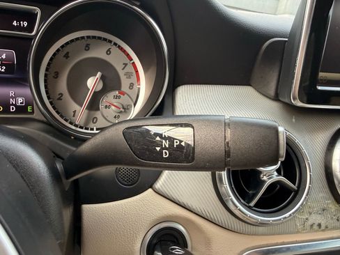 Used 2014 Mercedes-Benz CLA 250 4MATIC image 19