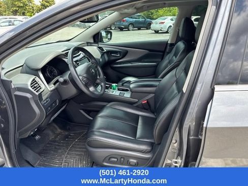 Used 2020 Nissan Murano SV w/ Premium Package FWD image 2