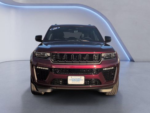 New 2026 Jeep Grand Cherokee Limited Reserve image 8