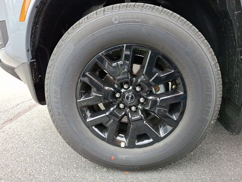 New 2026 Nissan Frontier SV w/ SV Convenience Package image 4