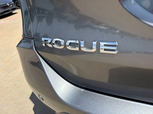 Used 2020 Nissan Rogue SL FWD image 10