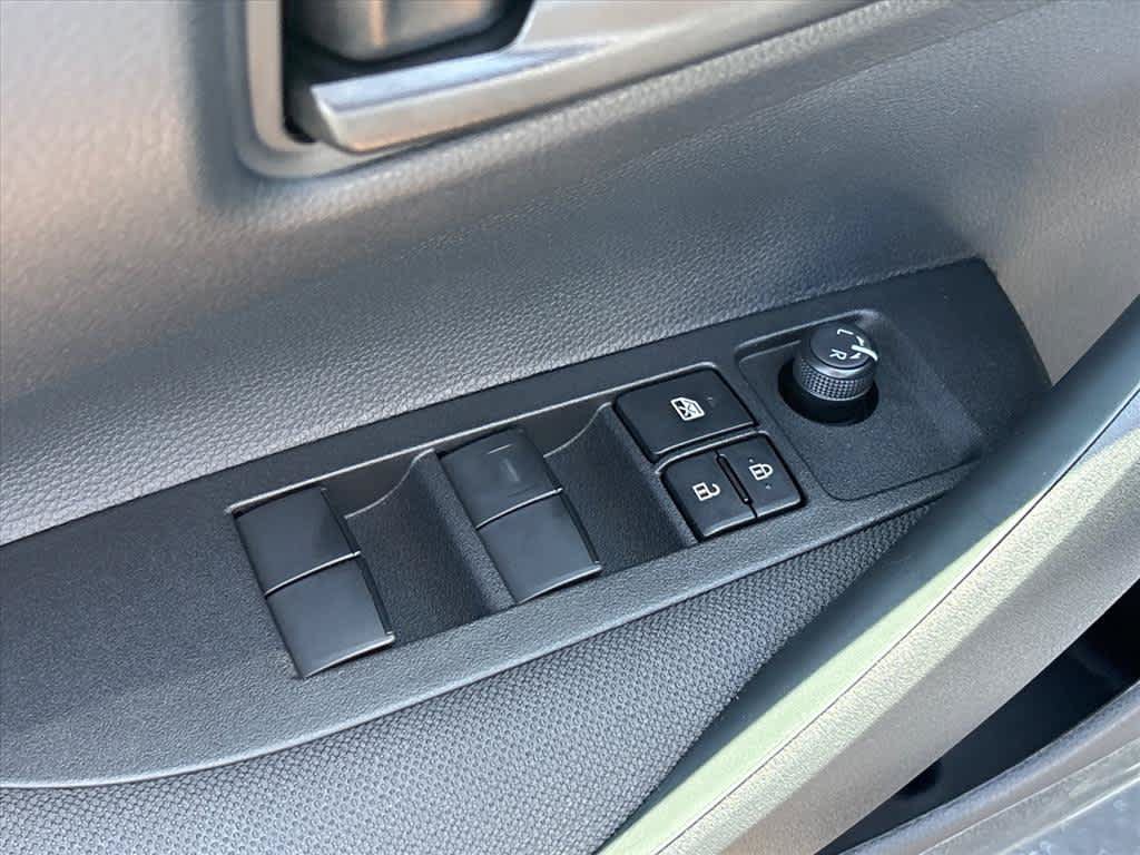 Used 2026 Toyota Corolla LE FWD image 22