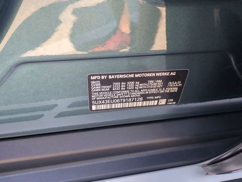 Used 2026 BMW X5 xDrive50e image 31