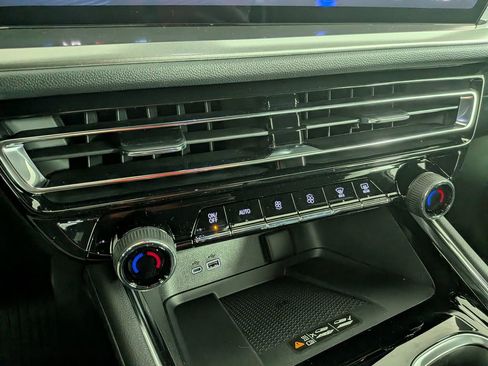 New 2026 Chevrolet Traverse LT w/ Driver Confidence Package image 27