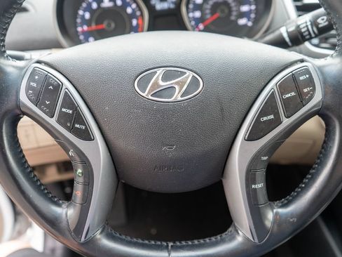 Used 2016 Hyundai Elantra Value Edition FWD image 16