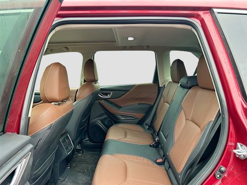 Used 2024 Subaru Forester Touring image 26