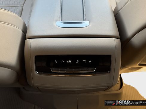 Used 2024 Cadillac Escalade Premium Luxury w/ LPO, Floor Liner Package AWD/4WD image 27
