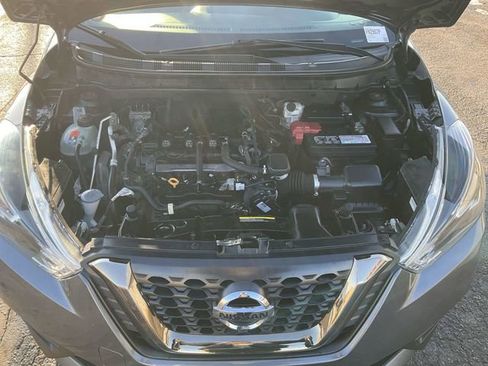 Used 2019 Nissan Kicks SR w/ SR Premium Package image 34