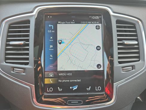 Used 2020 Volvo XC90 T6 Momentum AWD/4WD image 22