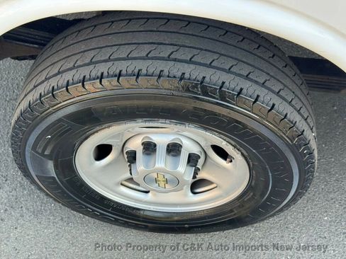 Used 2022 Chevrolet Express 3500 LS RWD image 39