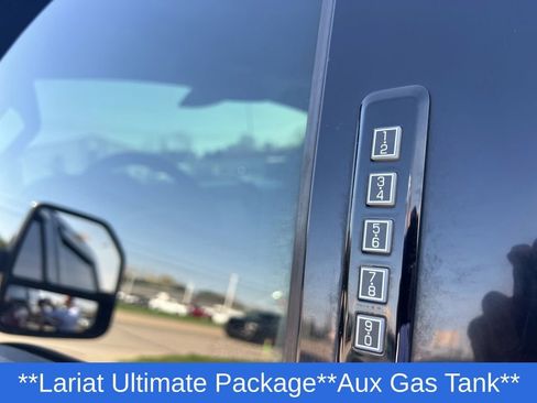 Used 2017 Ford F350 Lariat w/ Lariat Ultimate Package AWD/4WD image 39