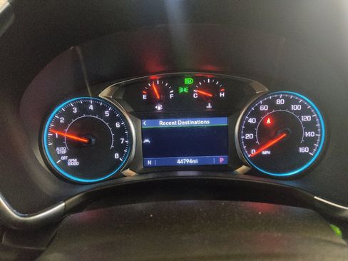 Used 2024 Chevrolet Equinox Premier AWD/4WD image 23