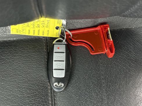 Used 2017 INFINITI QX70 2WD image 48