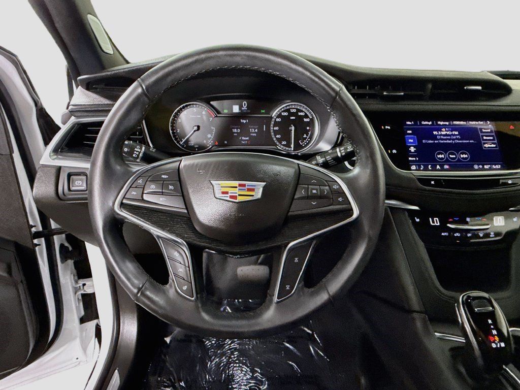 Used 2024 Cadillac XT5 Premium Luxury FWD image 12