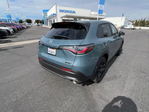 Used 2025 Honda HR-V Sport image 8