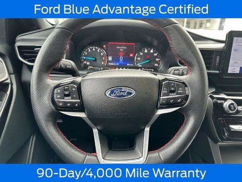 Certified 2023 Ford Explorer ST-Line w/ Class IV Trailer Tow Package AWD/4WD image 18
