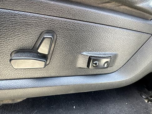 Used 2013 RAM 1500 Sport w/ Sport Premium Group image 10