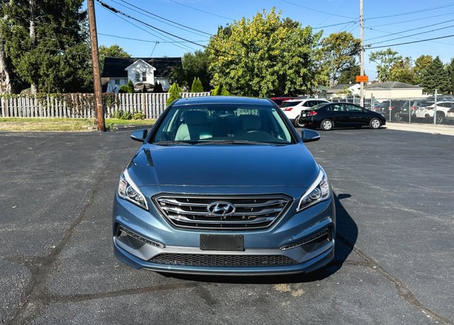 Used 2017 Hyundai Sonata Sport w/ Value Edition Package 02 FWD image 2