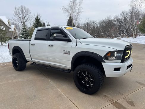 Used 2017 RAM 2500 SLT image 8