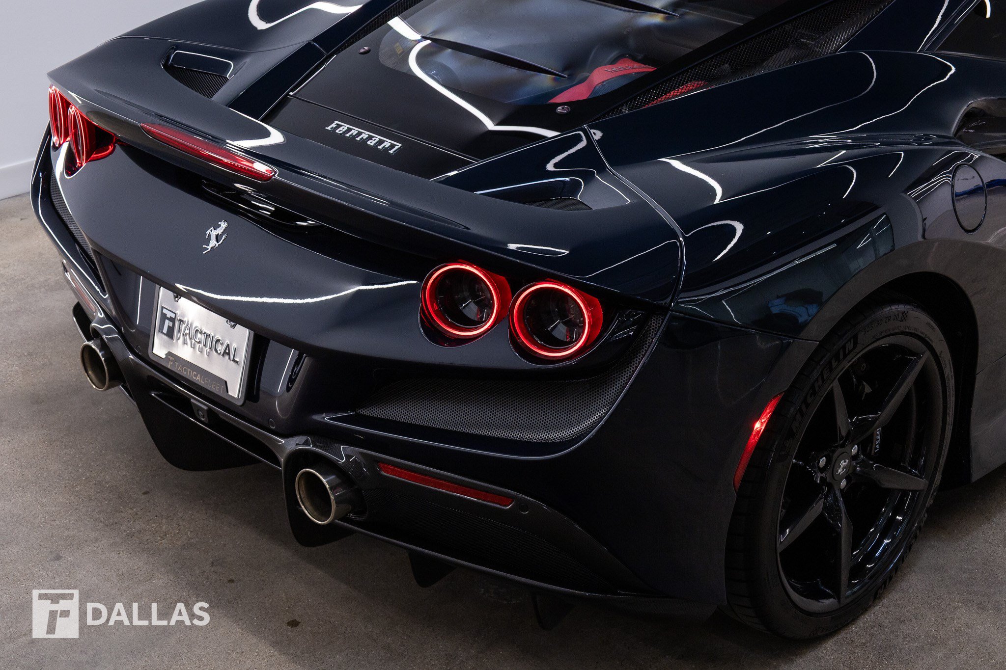 Used 2020 Ferrari F8 Tributo RWD image 16