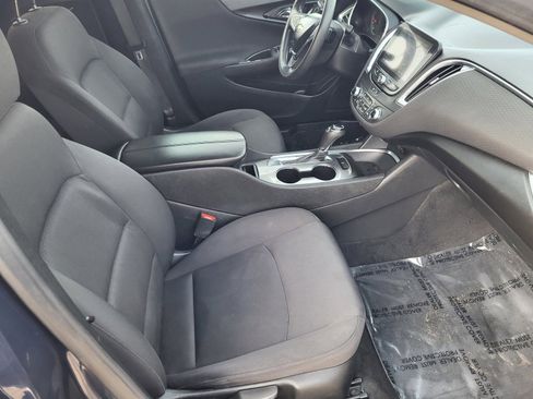 Used 2020 Chevrolet Malibu LT image 23