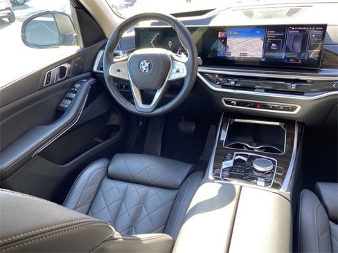 Certified 2023 BMW X7 xDrive40i w/ Parking Assistance Package image 12