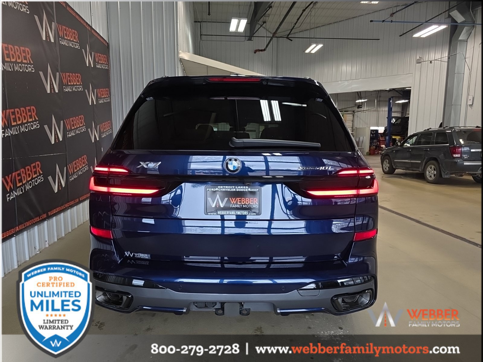 Used 2026 BMW X7 xDrive40i w/ M Sport Package AWD/4WD image 7