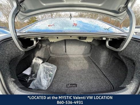 Certified 2025 Volkswagen Jetta SEL image 19