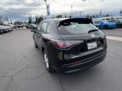 Certified 2023 Honda HR-V LX image 7