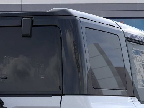 New 2026 Ford Bronco Badlands AWD/4WD image 25
