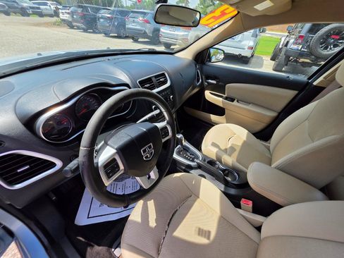 Used 2013 Dodge Avenger SXT FWD image 11