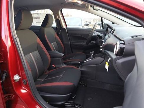 New 2025 Nissan Versa SR w/ Trunk Package image 22