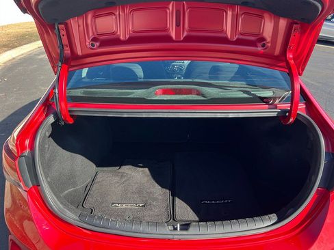 Used 2021 Hyundai Accent SE image 21