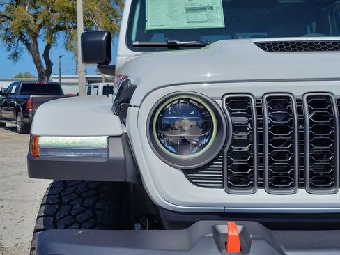 New 2026 Jeep Gladiator Mojave w/ Safety Group AWD/4WD image 7
