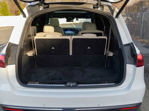 Used 2025 Mercedes-Benz GLS 450 4MATIC image 68