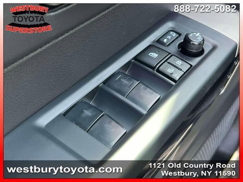 Used 2024 Toyota Tundra Limited AWD/4WD image 20