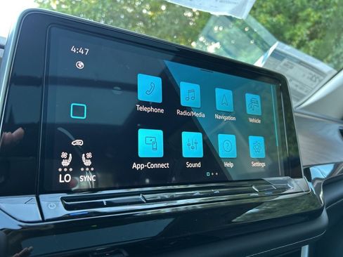 New 2026 Volkswagen Atlas SE FWD image 27