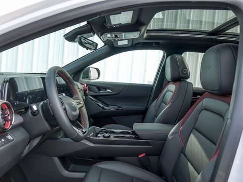 New 2026 Chevrolet Equinox RS w/ Safety and Technology Package image 15