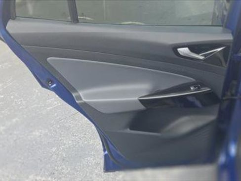 Used 2022 Volkswagen ID.4 Pro S RWD image 17