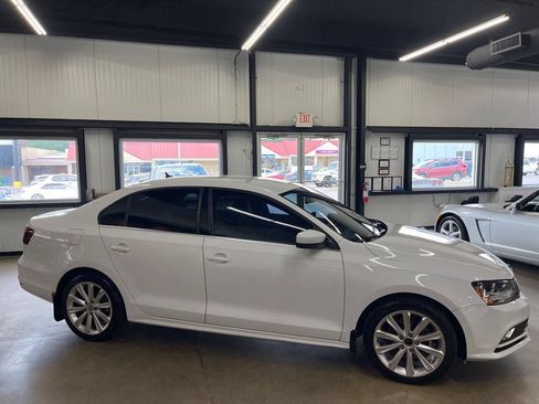 Used 2017 Volkswagen Jetta S FWD image 13