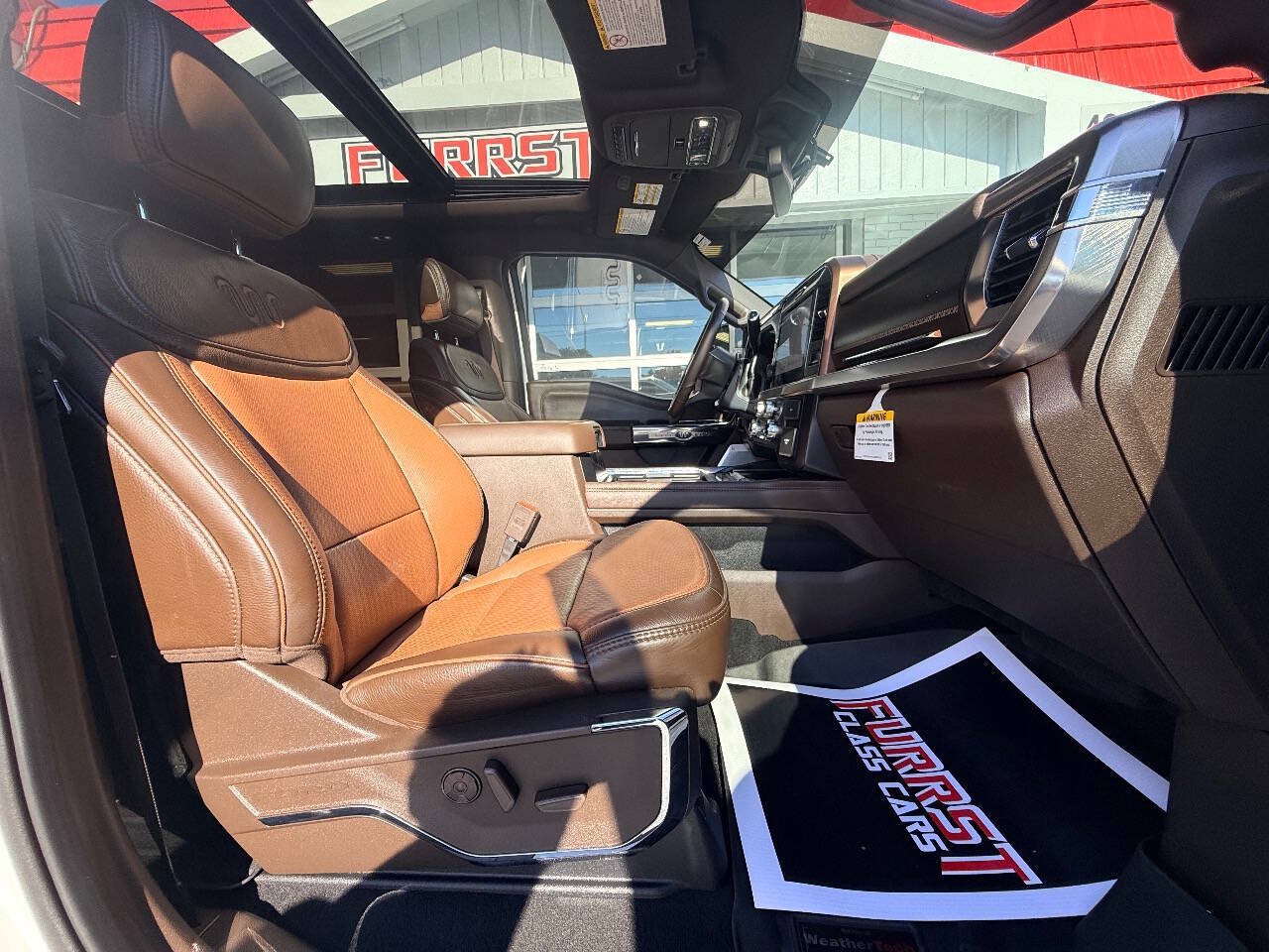 Used 2025 Ford F250 King Ranch w/ FX4 Off-Road Package AWD/4WD image 45