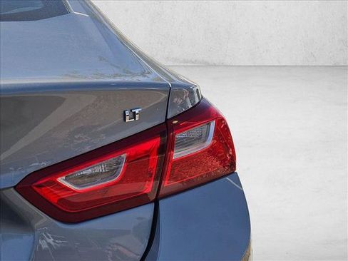Used 2023 Chevrolet Malibu LT FWD image 29