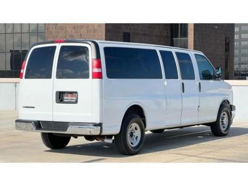 Used 2017 Chevrolet Express 3500 LT w/ LT Preferred Equipment Group image 49