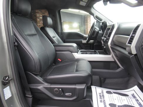 Used 2019 Ford F350 Lariat w/ Lariat Ultimate Package image 12