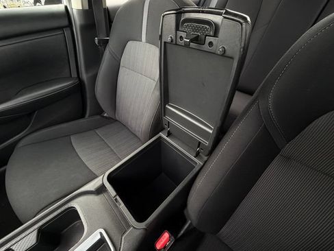 Certified 2024 Nissan Sentra SV FWD image 29