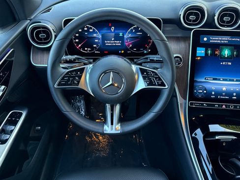 Certified 2026 Mercedes-Benz GLC 300 4MATIC image 13