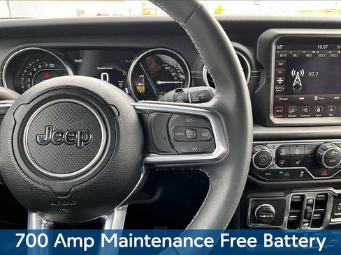 Used 2023 Jeep Wrangler Unlimited Sahara w/ Cold Weather Group AWD/4WD image 13