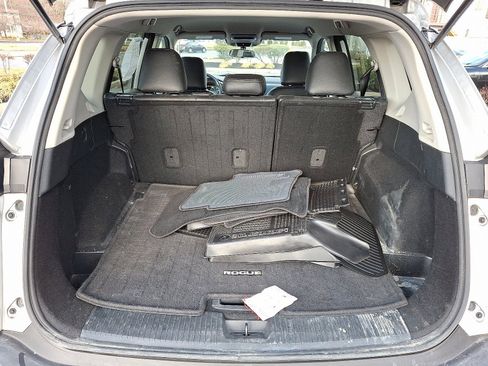 Used 2021 Nissan Rogue SV image 29