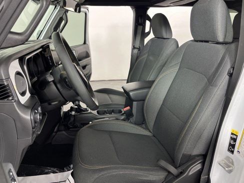 Used 2024 Jeep Wrangler Unlimited Sport AWD/4WD image 15