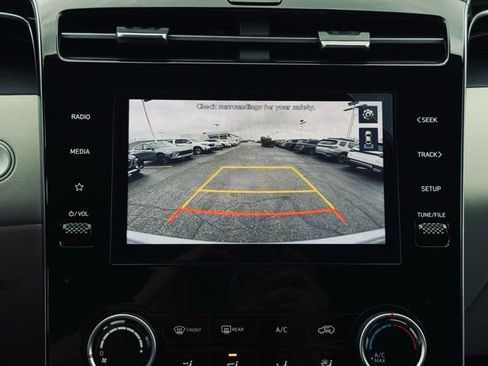 Used 2023 Hyundai Tucson SEL AWD/4WD image 35